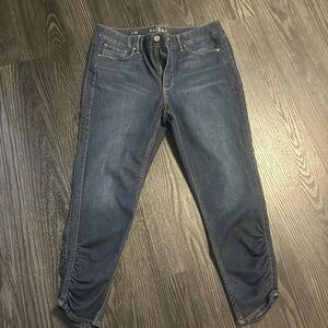 🍍WHITE HOUSE BLACK MARKET SKINNY CROP JEANS HIGH RISE 🍍SIZE 12🍍@14